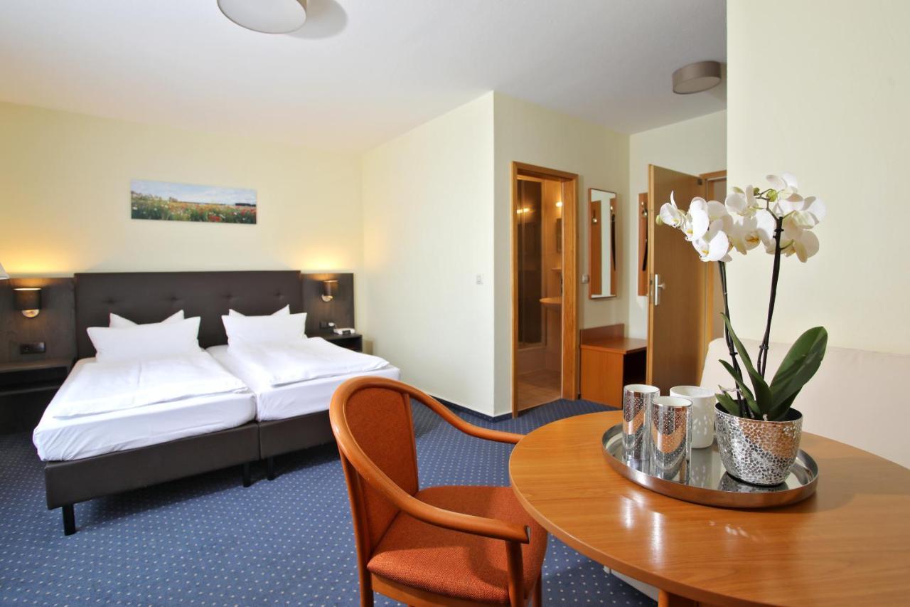 Hotel Am See Baabe Esterno foto